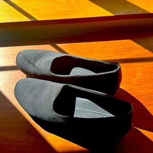 ECCO Felicia Black Stretch Slip On Size 39